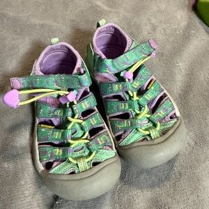 Keen Newport H2 Kid Water Sandals Katydid African Violet Youth 10 Toddler Hike